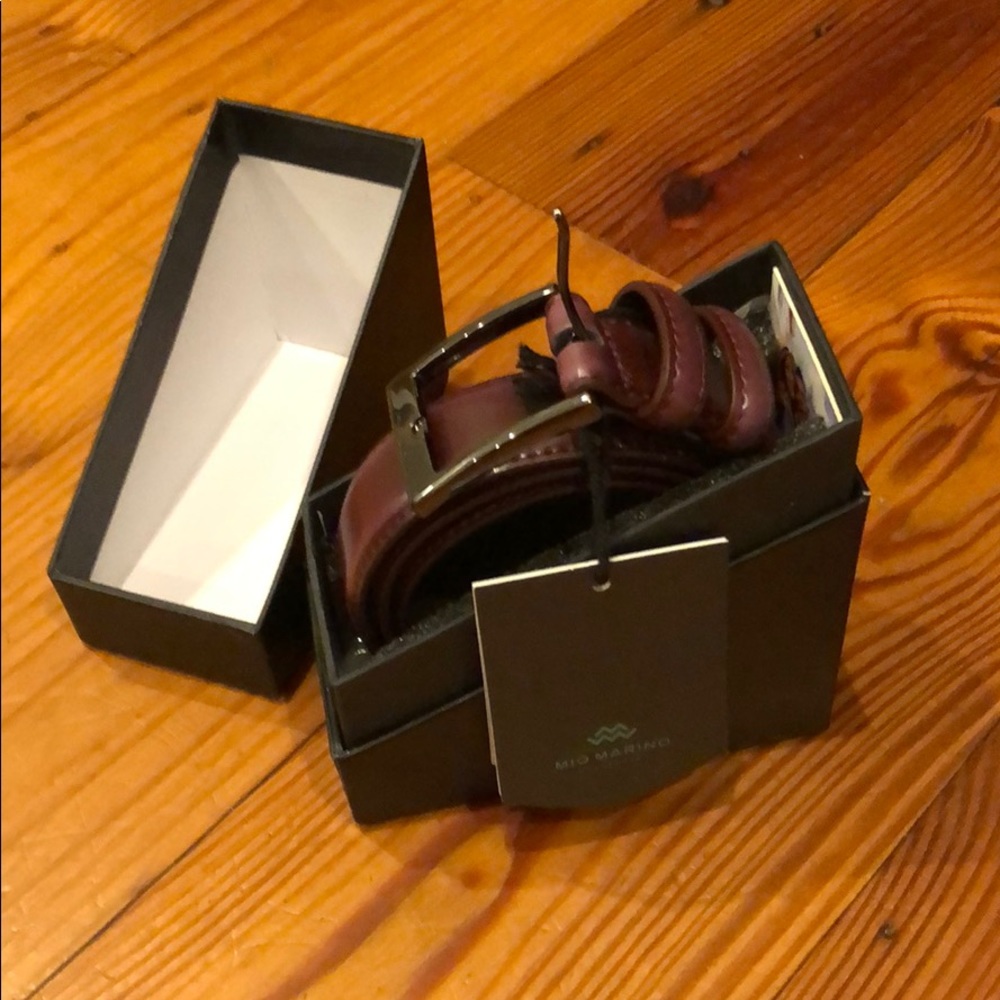NWT Mio Marino Men’s belt - burgundy - size 34